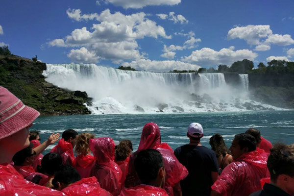 加拿大游学夏令营10天的费用及行程一览