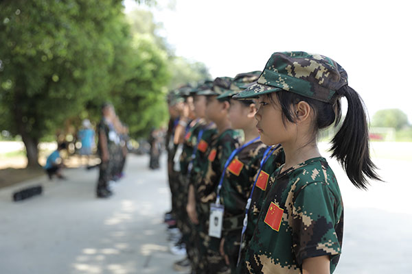 广西青少年特种兵军事夏令营15天