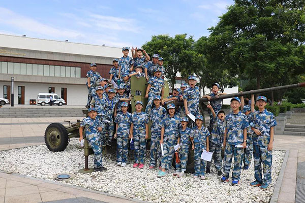 北京兵行天下夏令营锻炼青少年实战能力
