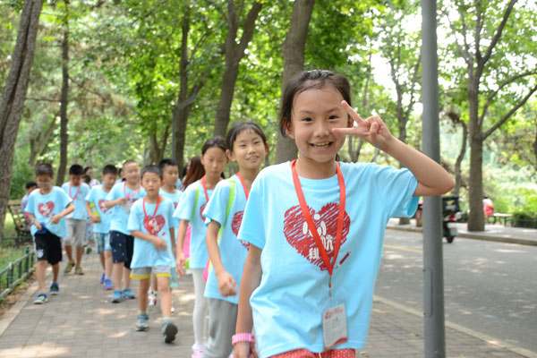 上海青少年情商夏令营，沟通能力同步提高法
